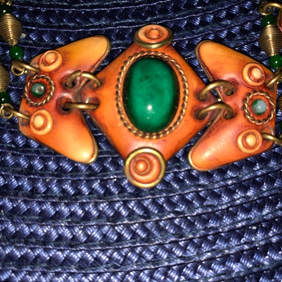 Gorgeous set - Picture 2 of 6